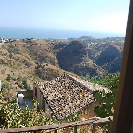 Rurali * Pentedattilo