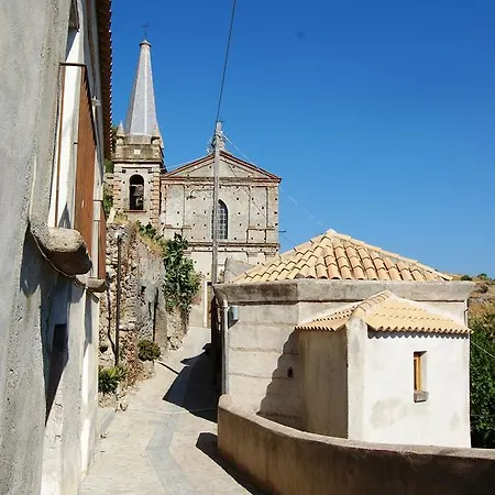 Rurali アパート *